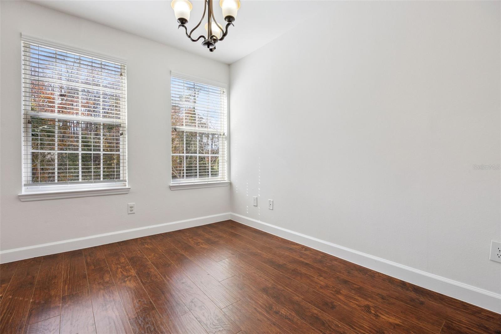 Image 13 of 51 For 1012 Waterside Drive