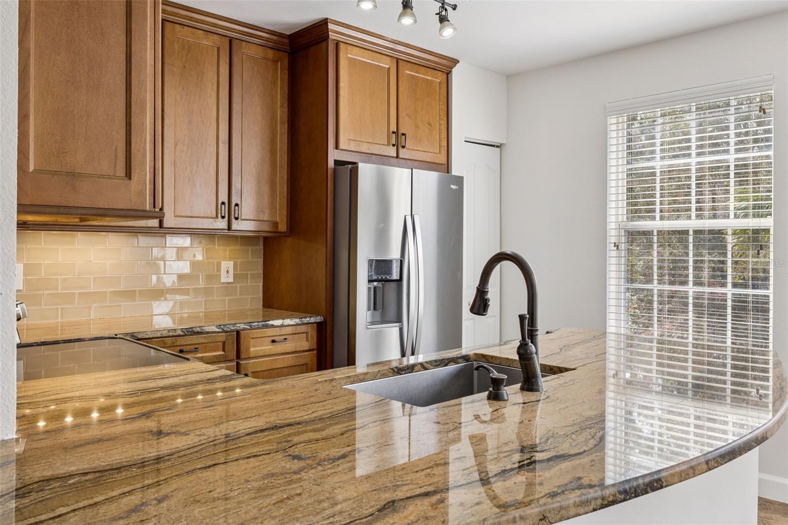 Image 18 of 51 For 1012 Waterside Drive