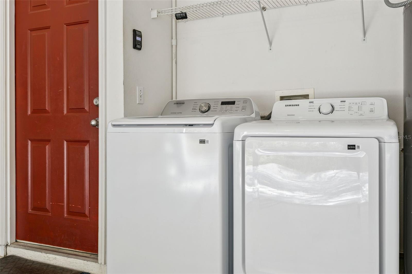 Image 38 of 51 For 1012 Waterside Drive