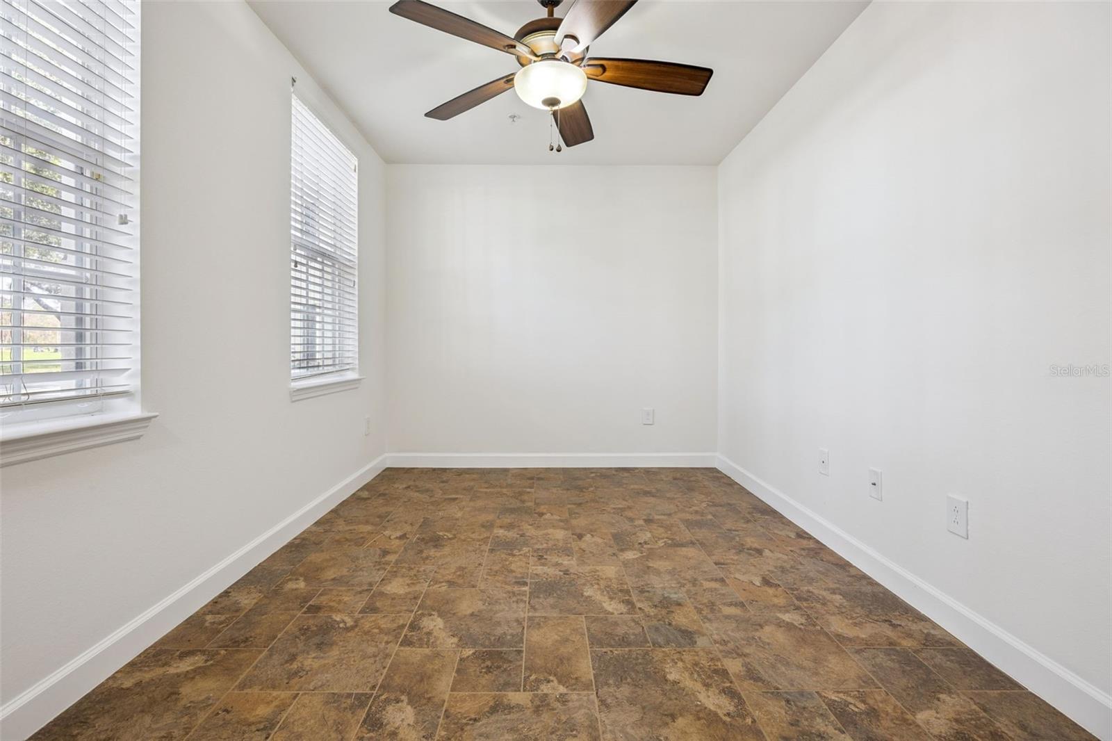 Image 4 of 51 For 1012 Waterside Drive