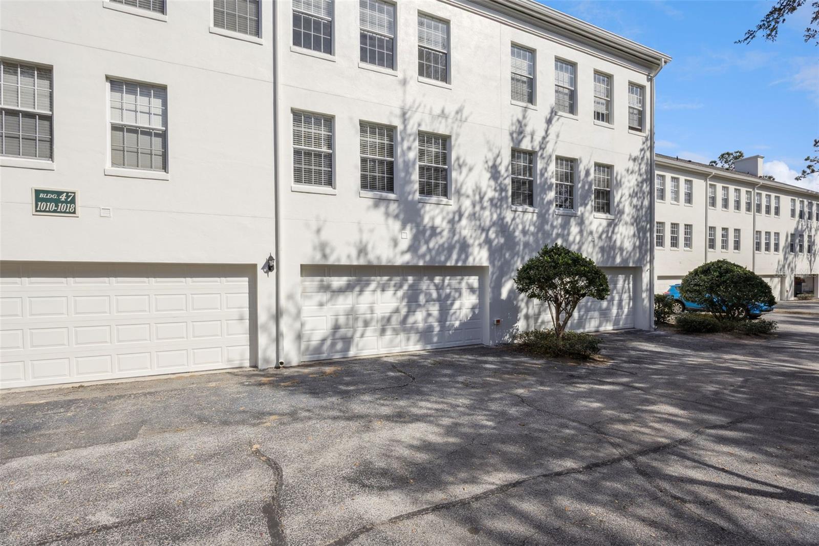 Image 42 of 51 For 1012 Waterside Drive