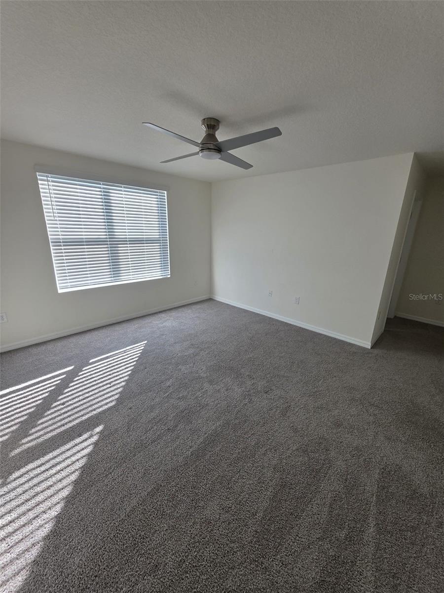 Image 13 of 21 For 384 Preston Cove Drive