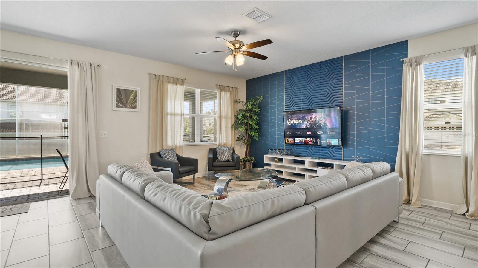 Image 17 of 35 For 9098 Hazard Street