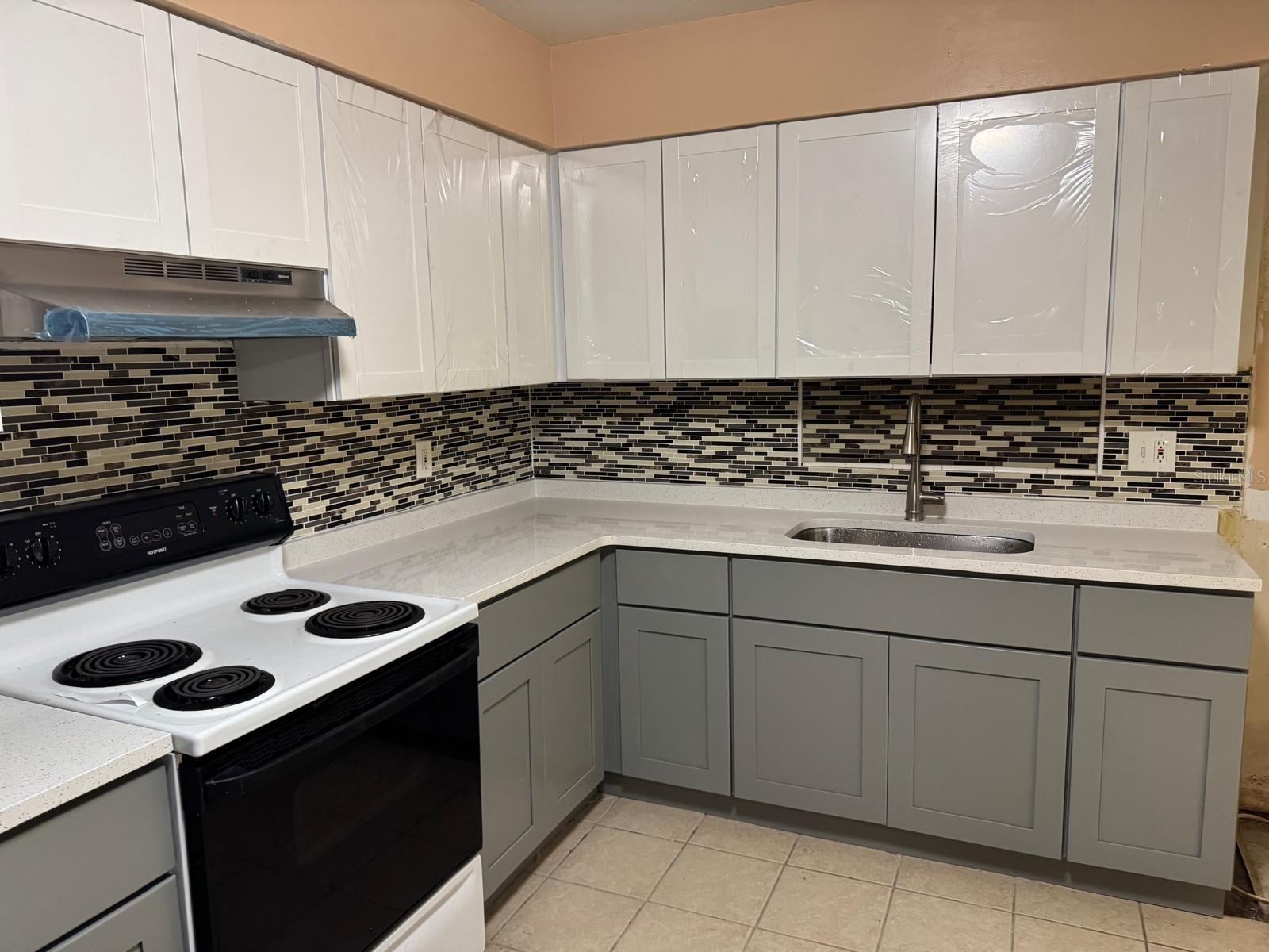 Image 23 of 33 For 2285 Avenue C Sw