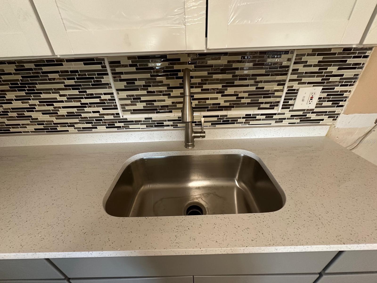 Image 24 of 33 For 2285 Avenue C Sw