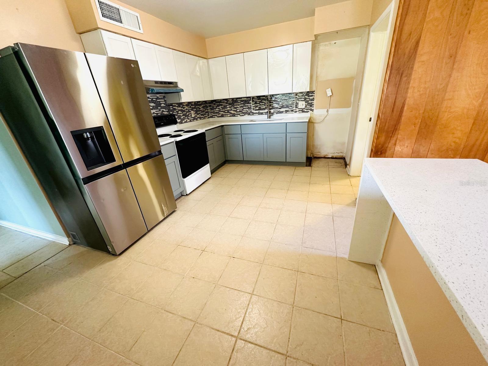 Image 26 of 33 For 2285 Avenue C Sw