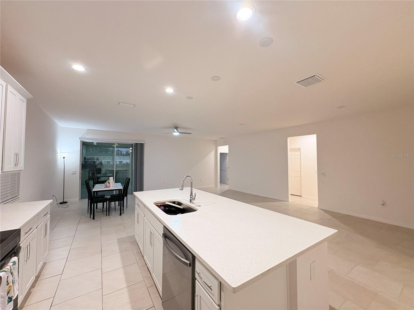 Image 8 of 24 For 1568 Sky Lakes Drive