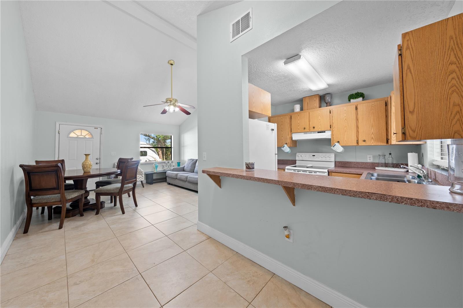 Image 19 of 73 For 3575 Kaiser Avenue