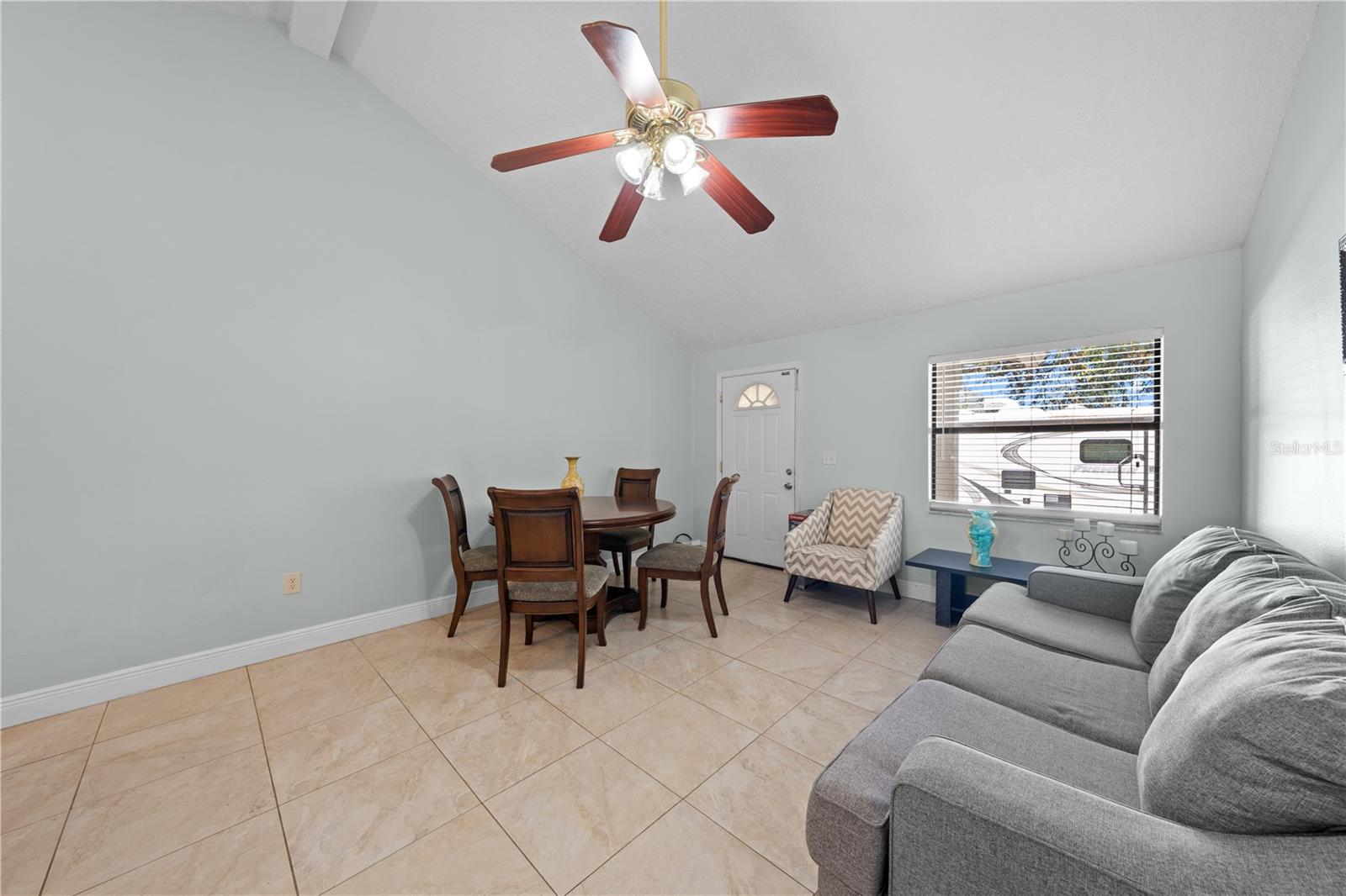 Image 28 of 73 For 3575 Kaiser Avenue