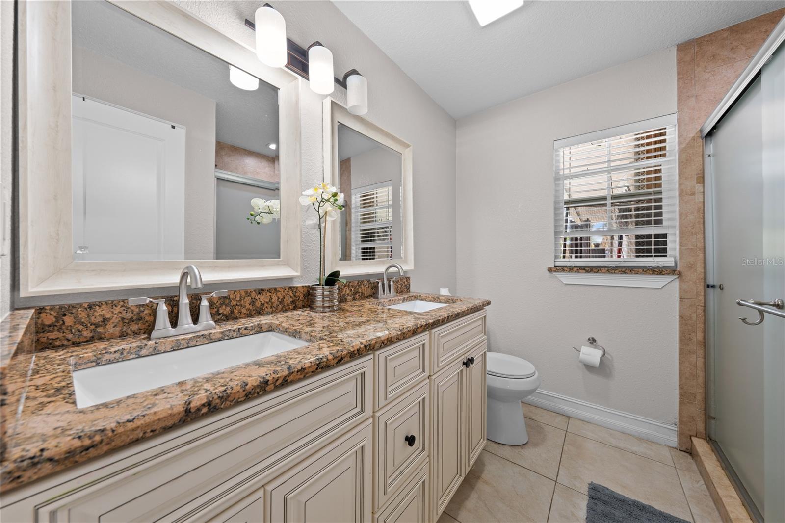 Image 42 of 73 For 3575 Kaiser Avenue