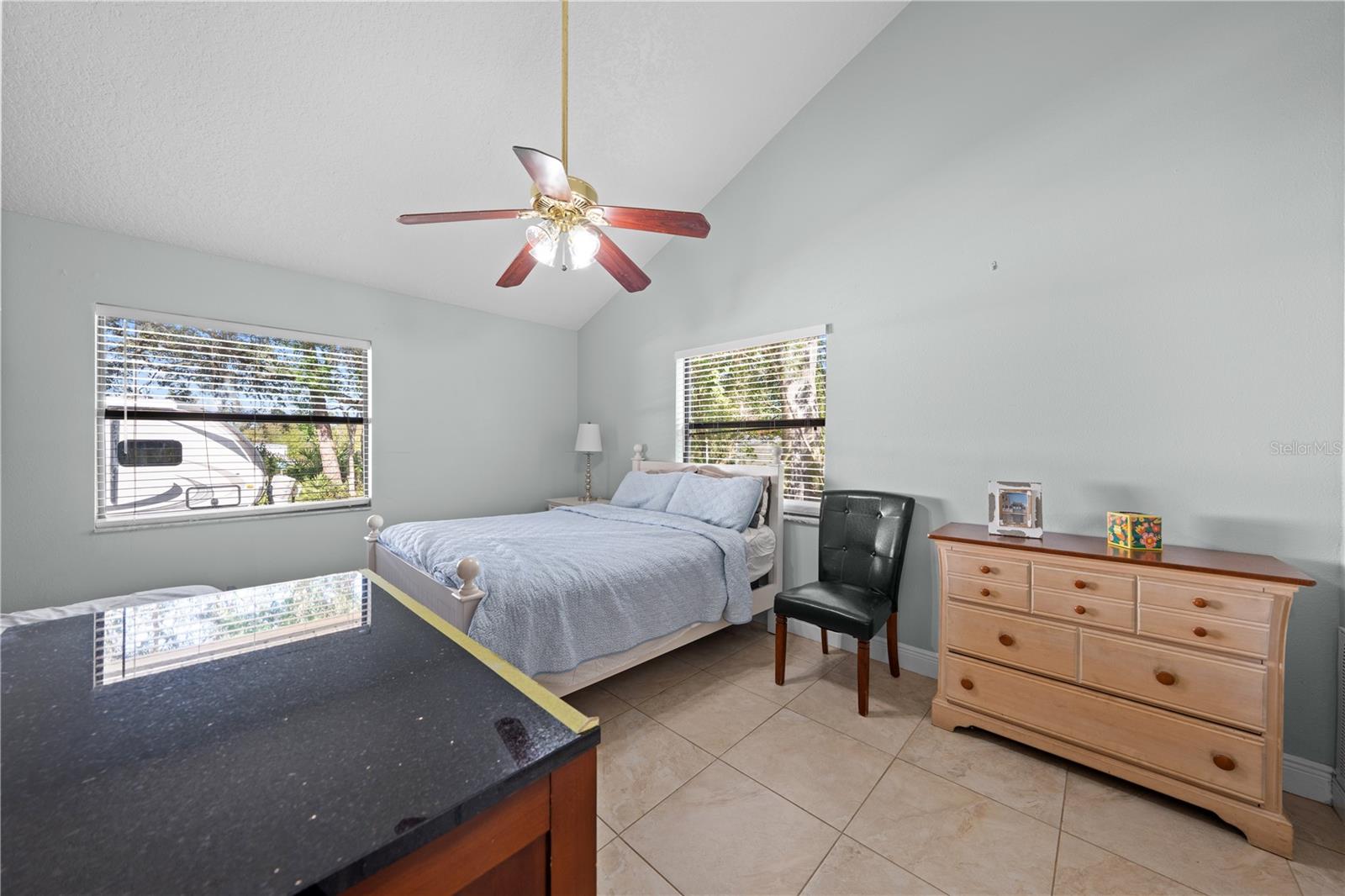 Image 45 of 73 For 3575 Kaiser Avenue