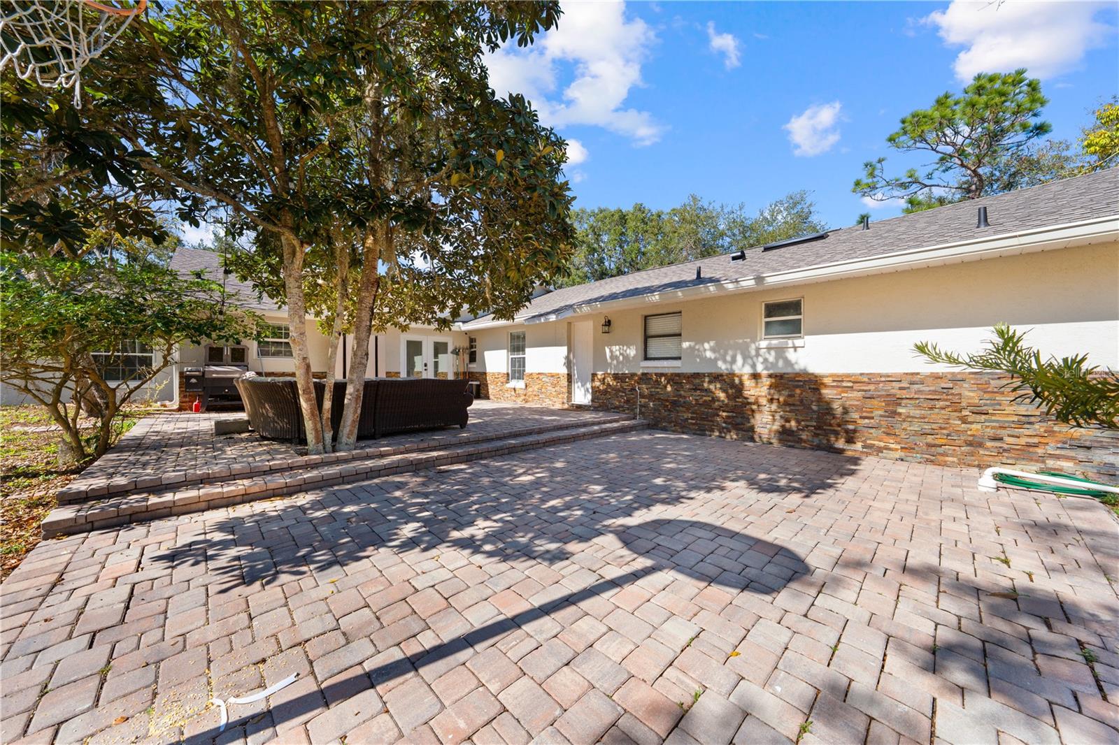 Image 52 of 73 For 3575 Kaiser Avenue