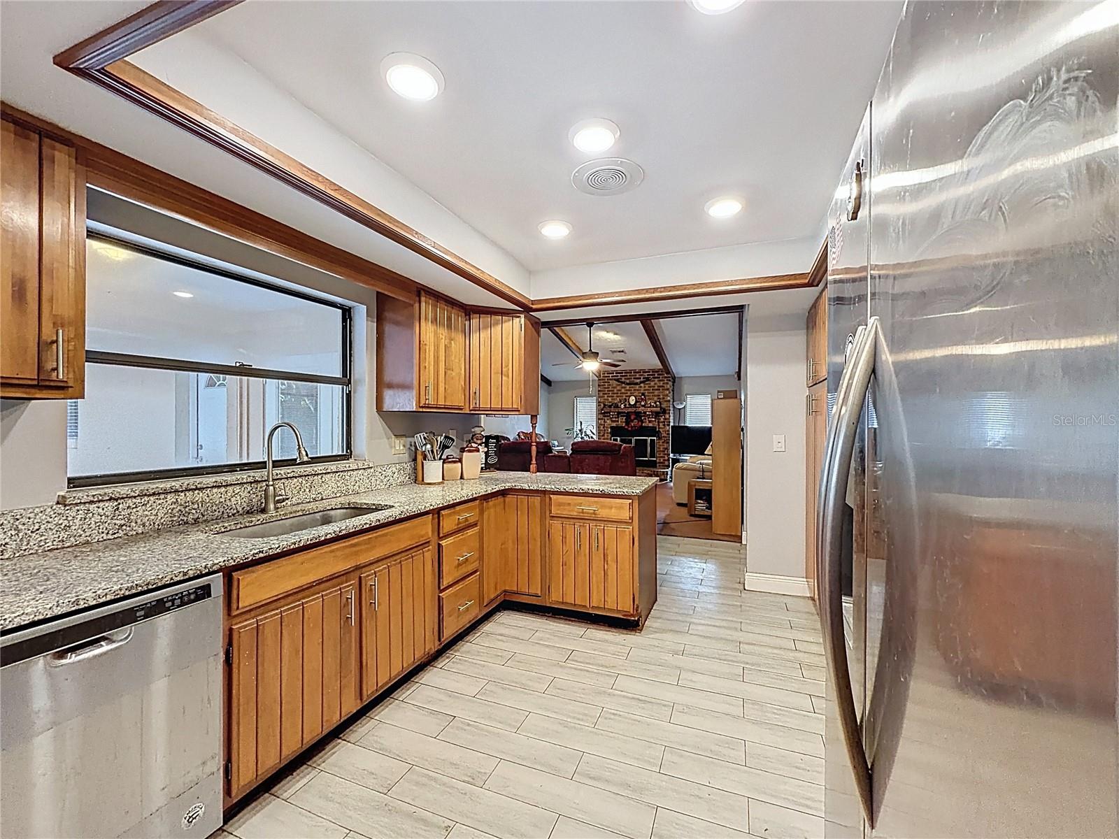 Image 7 of 19 For 209 First Street