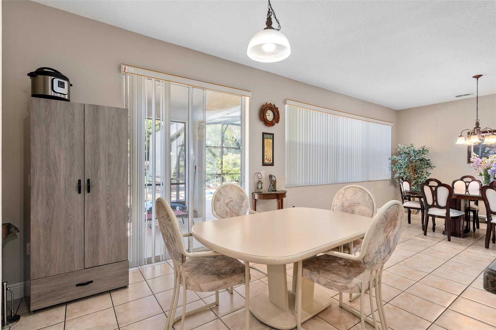 Image 14 of 57 For 10310 Chorlton Circle