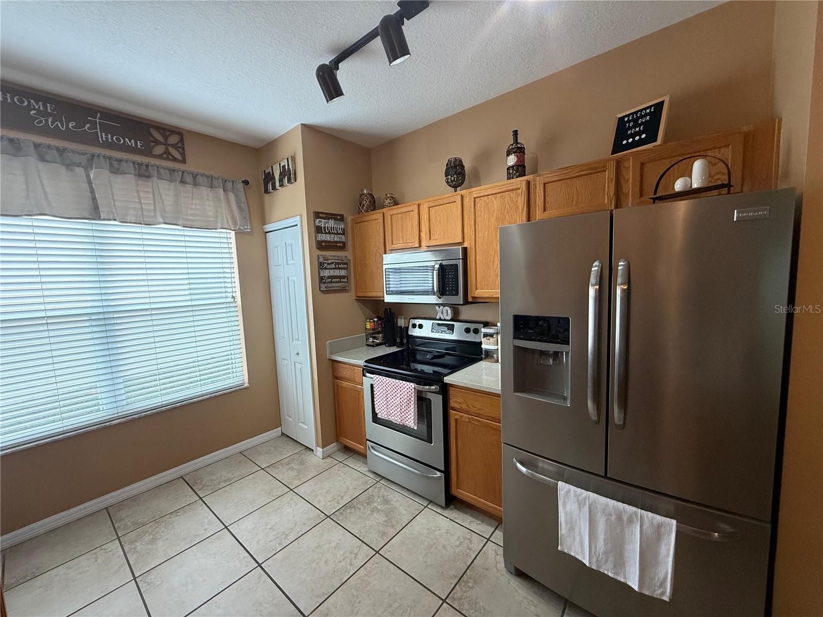 Image 4 of 16 For 1166 Dekleva Drive