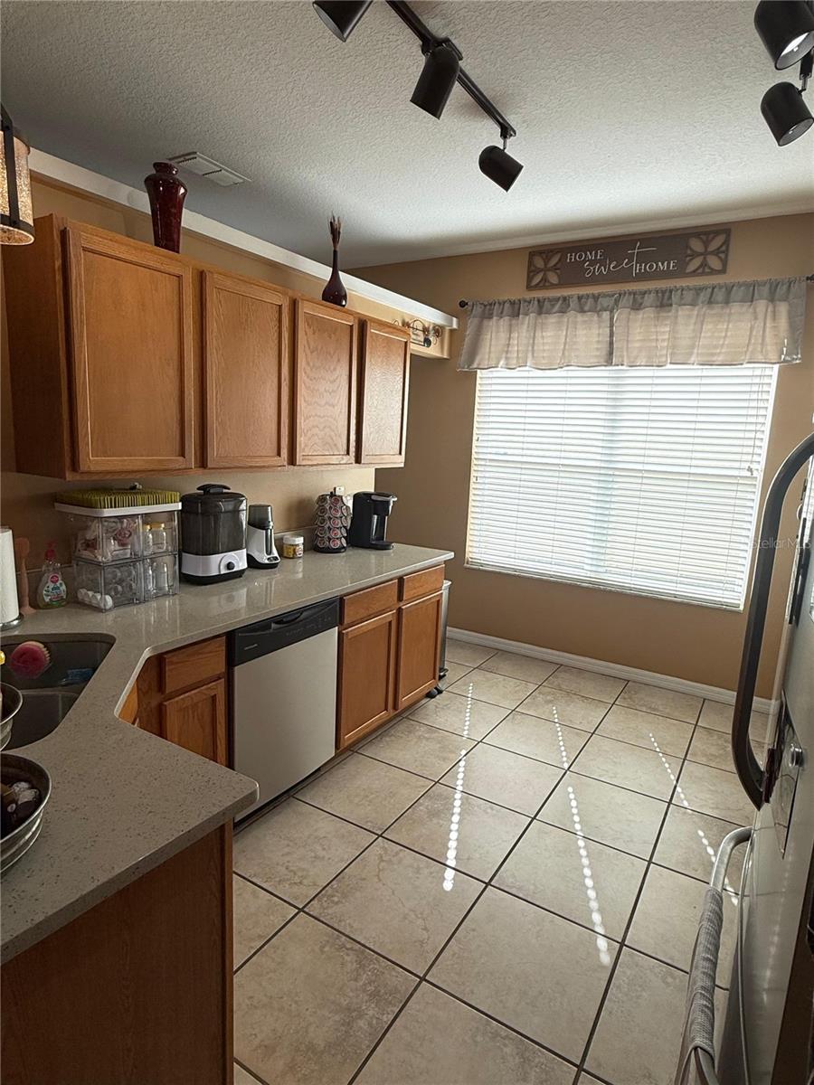 Image 5 of 16 For 1166 Dekleva Drive