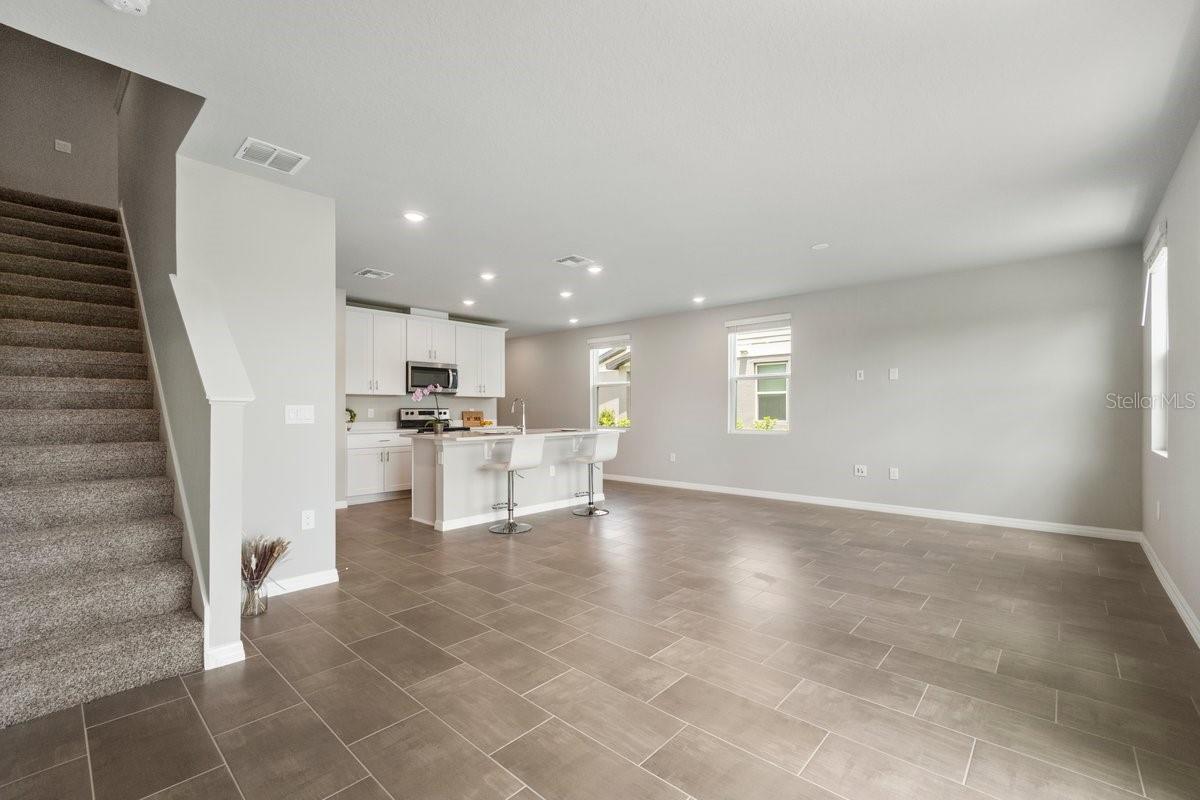 Image 12 of 27 For 726 Legacy Drive