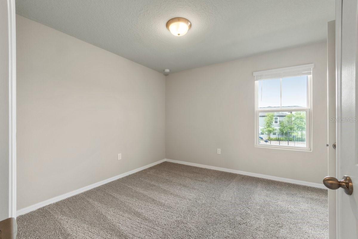 Image 17 of 27 For 726 Legacy Drive