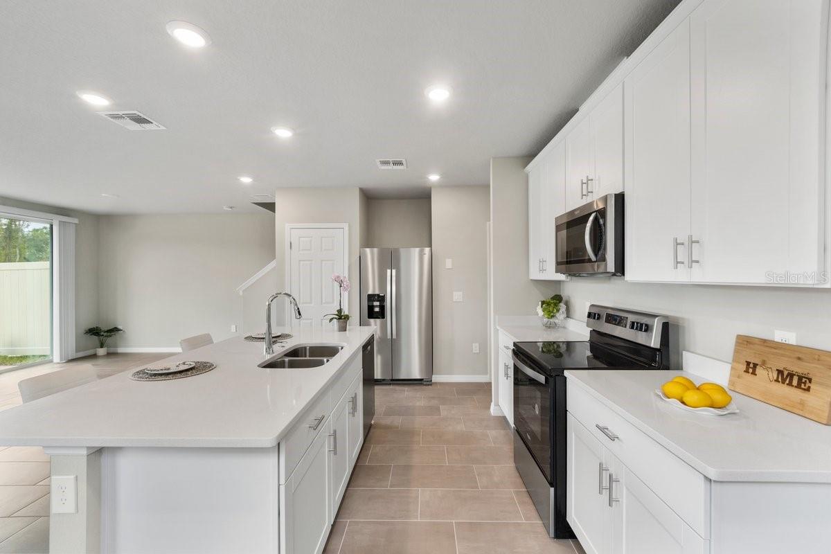 Image 6 of 27 For 726 Legacy Drive