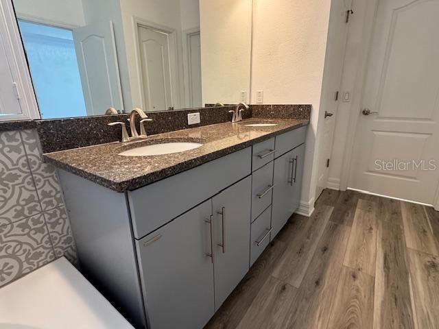 Image 17 of 36 For 1515 Resolute Street