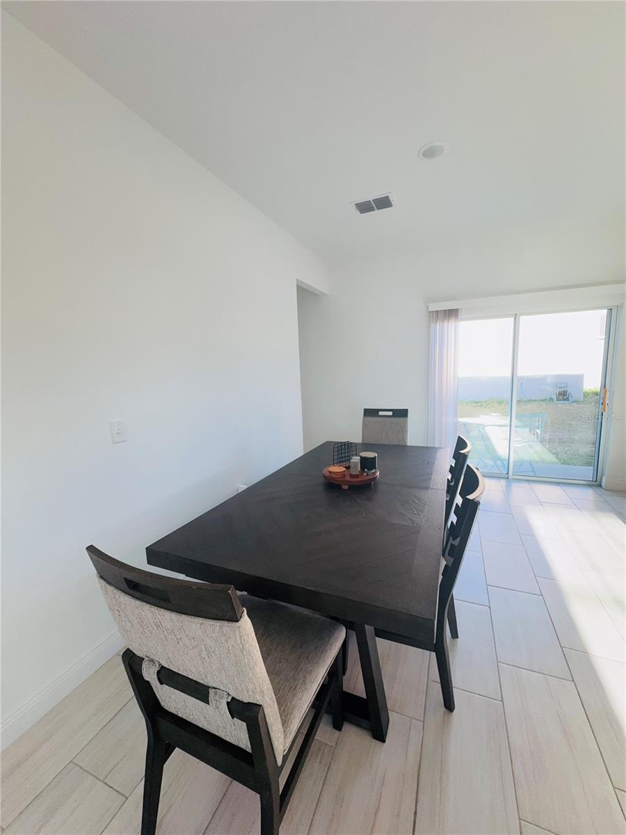 Image 11 of 48 For 232 Genoa Ct