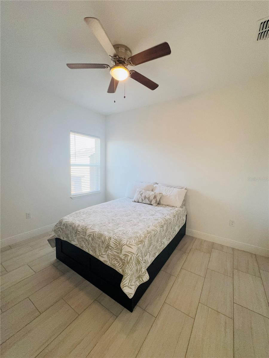 Image 25 of 48 For 232 Genoa Ct