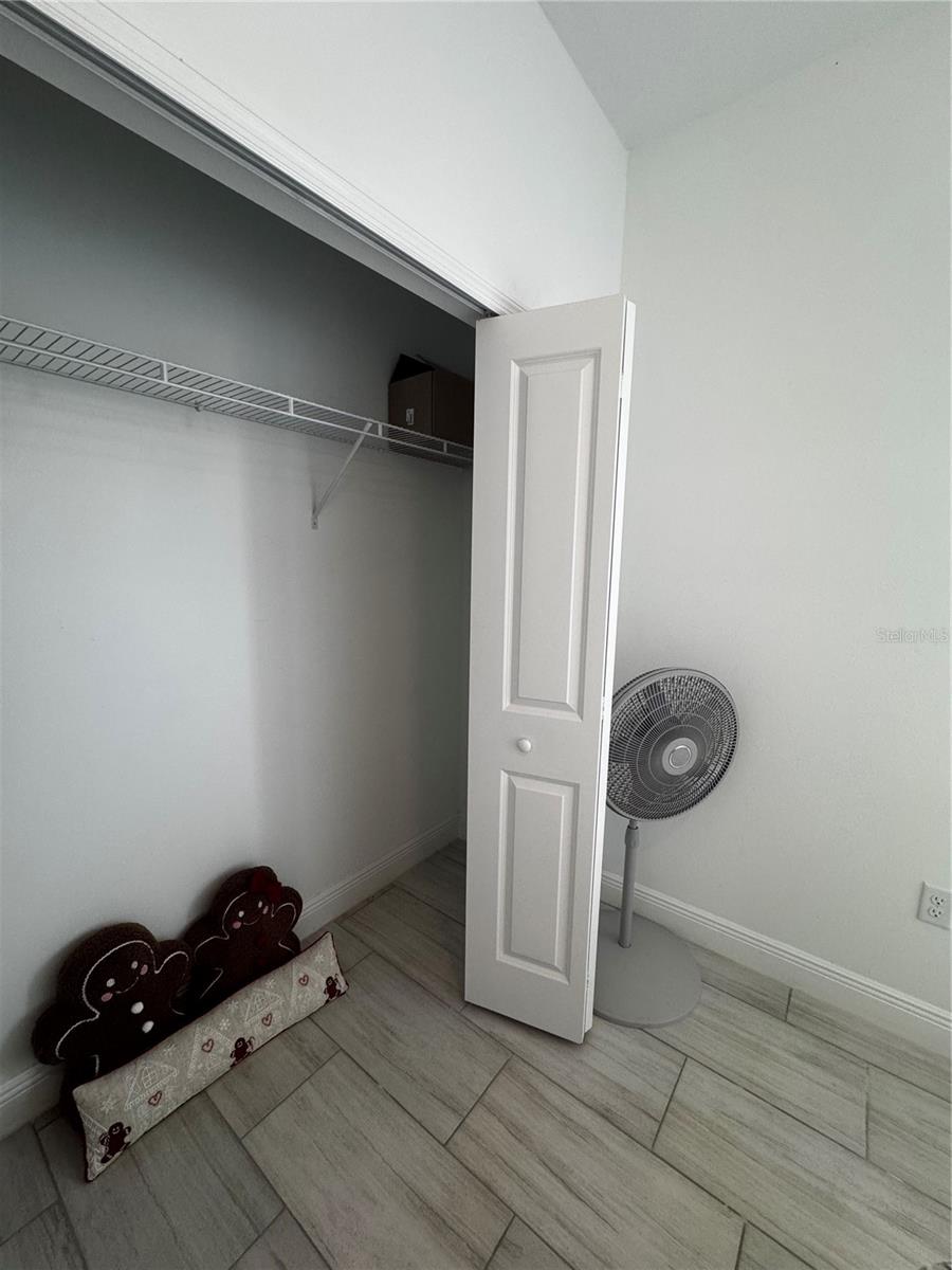 Image 27 of 48 For 232 Genoa Ct