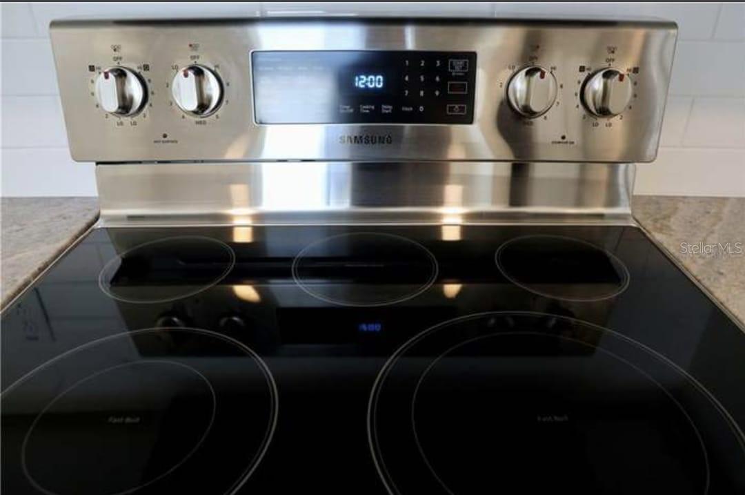 Image 10 of 17 For 2811 Shine Avenue