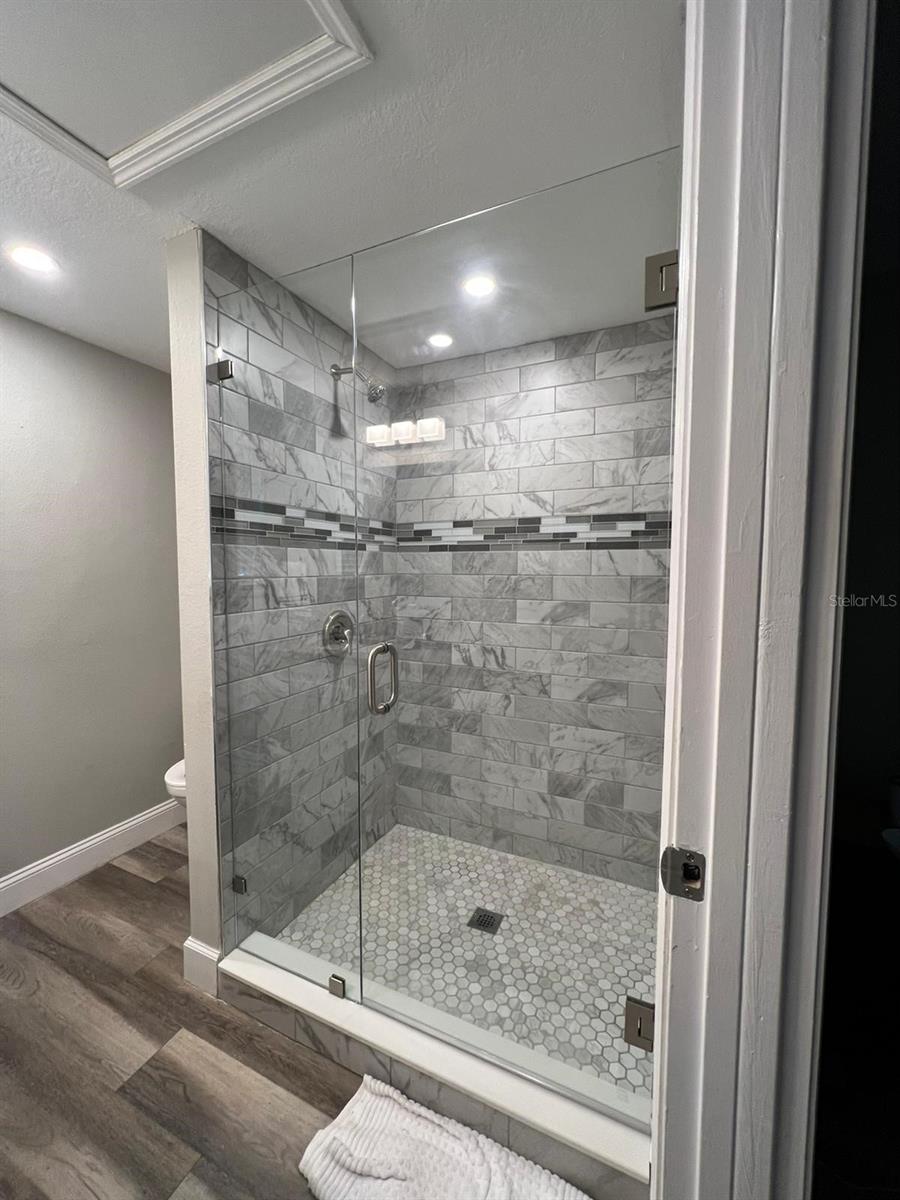 Image 15 of 17 For 2811 Shine Avenue