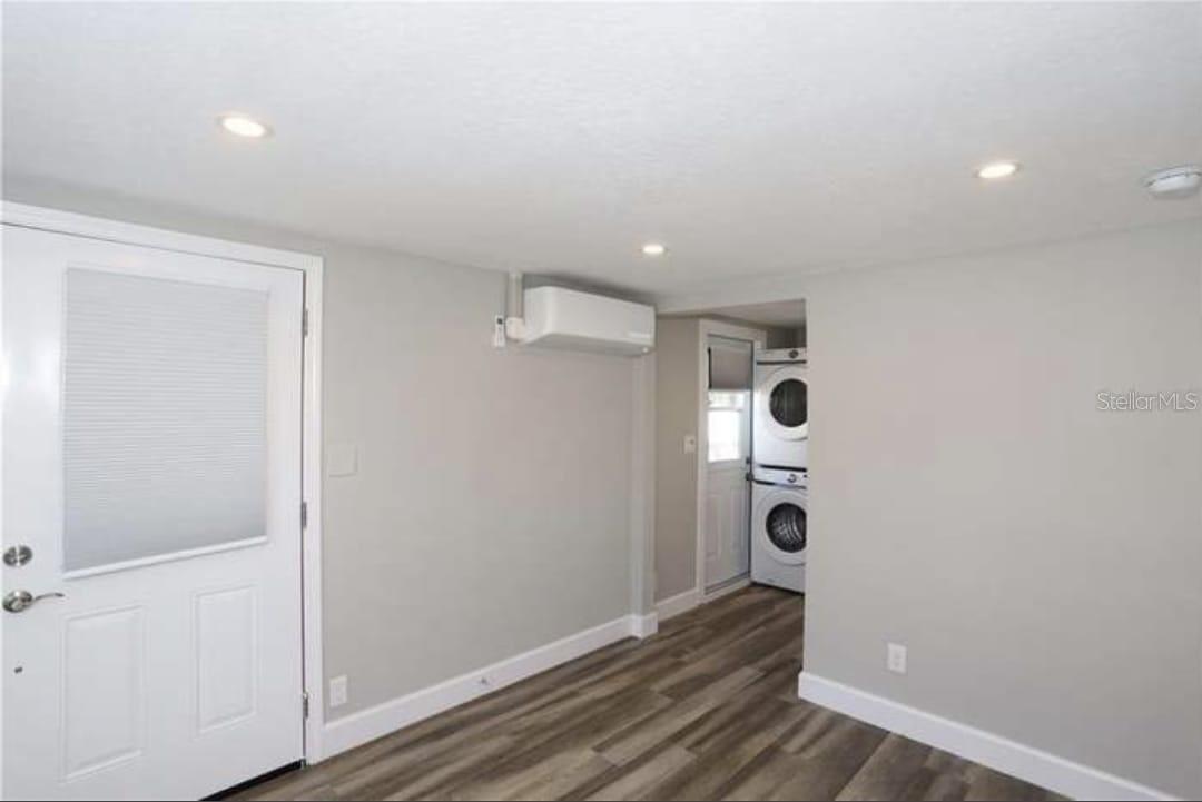 Image 7 of 17 For 2811 Shine Avenue