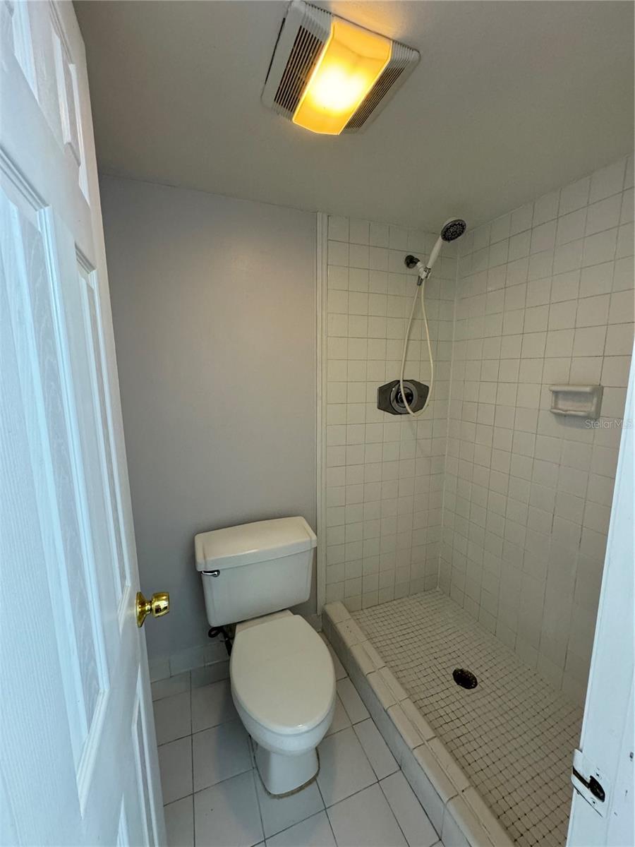 Image 11 of 11 For 200 Maitland Avenue 80