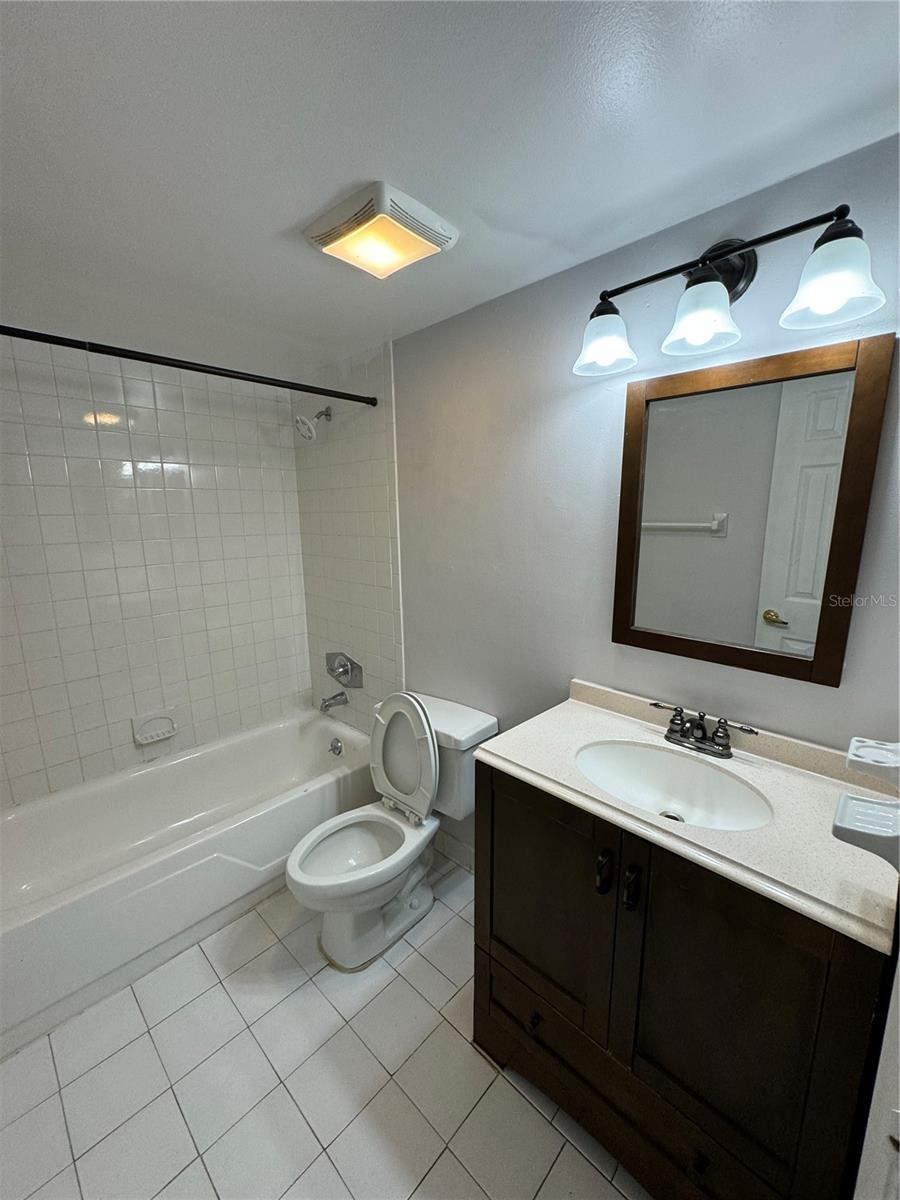 Image 9 of 11 For 200 Maitland Avenue 80