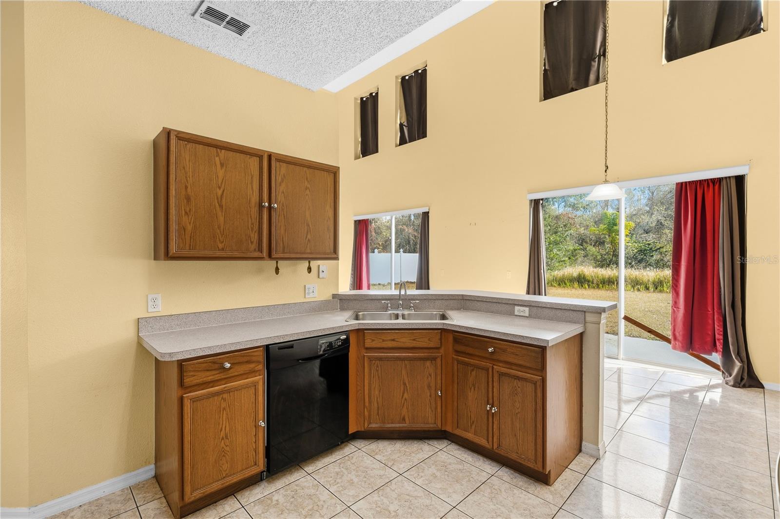 Image 17 of 39 For 4516 Ficus Tree Road