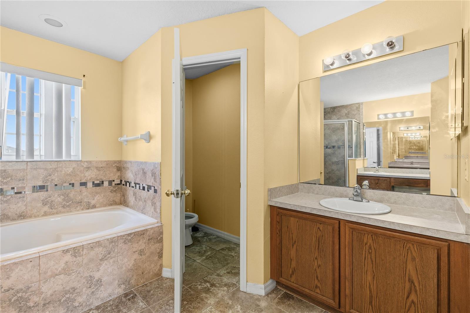 Image 33 of 39 For 4516 Ficus Tree Road