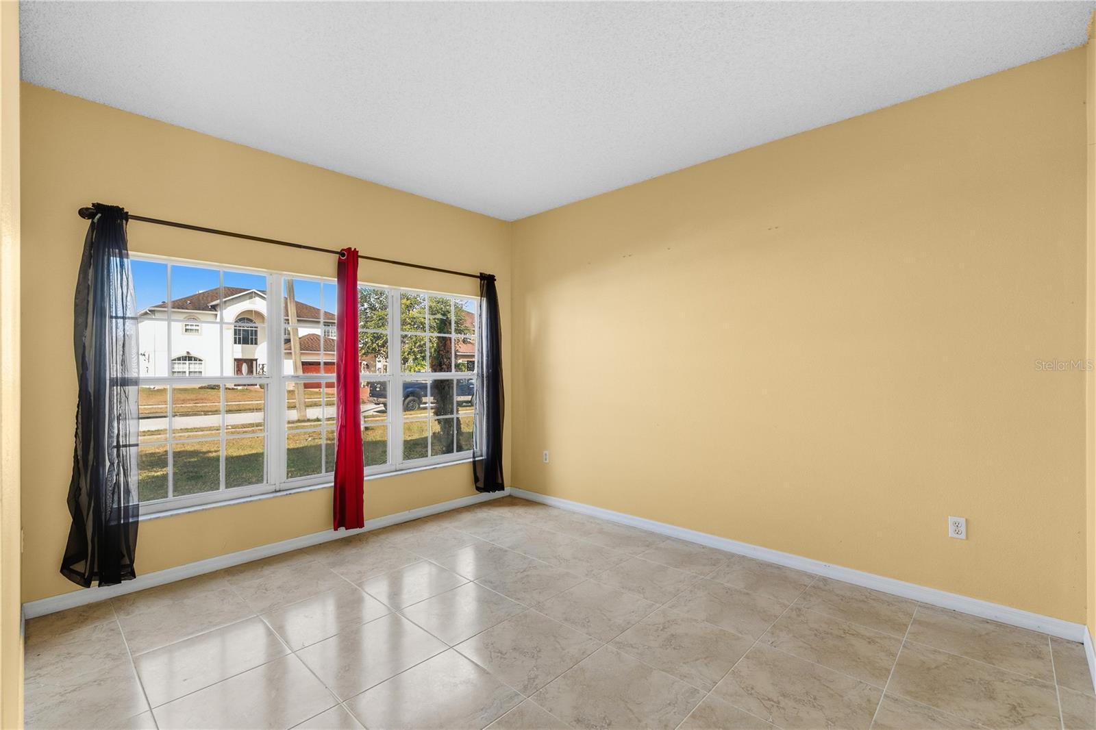 Image 9 of 39 For 4516 Ficus Tree Road