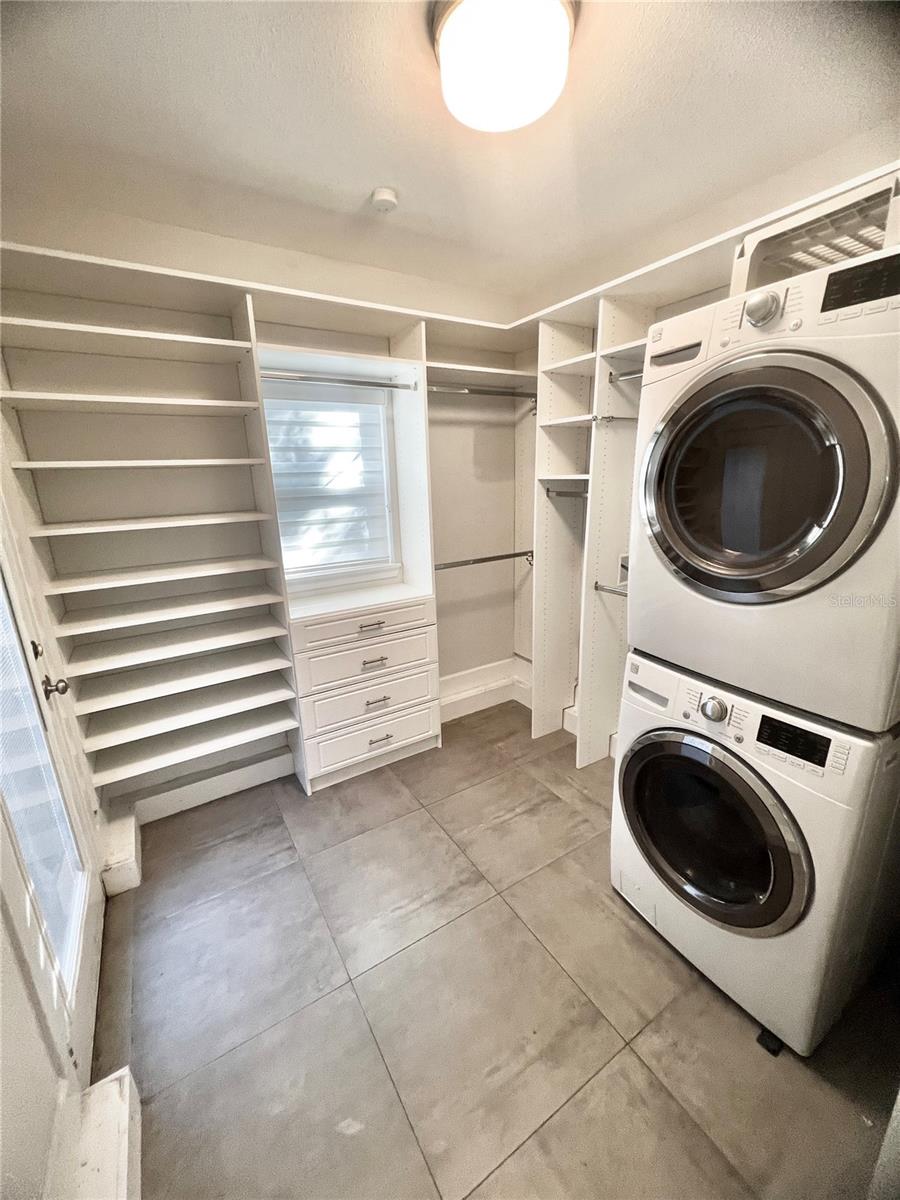 Image 18 of 20 For 1438 Princeton Street