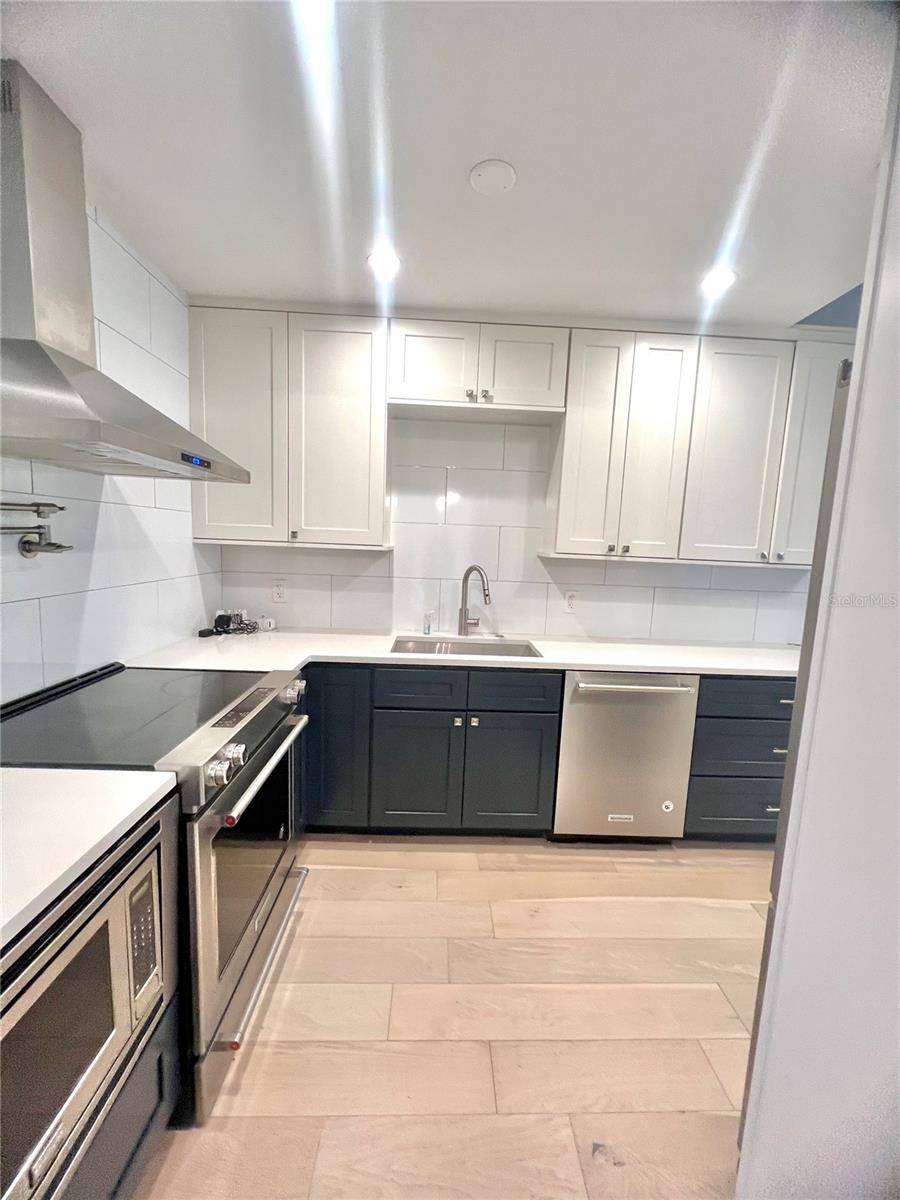 Image 3 of 20 For 1438 Princeton Street