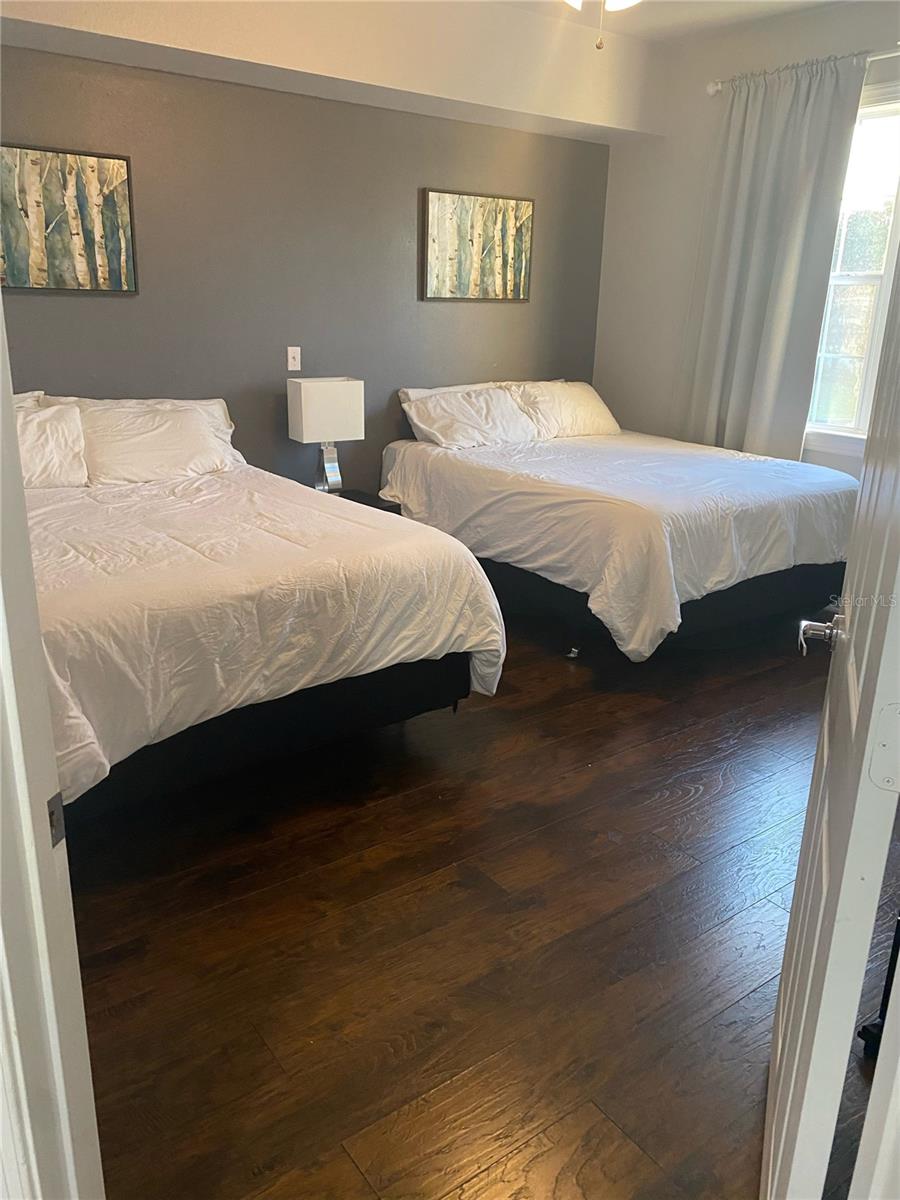 Image 11 of 16 For 1598 Heritage Crossing Court 201