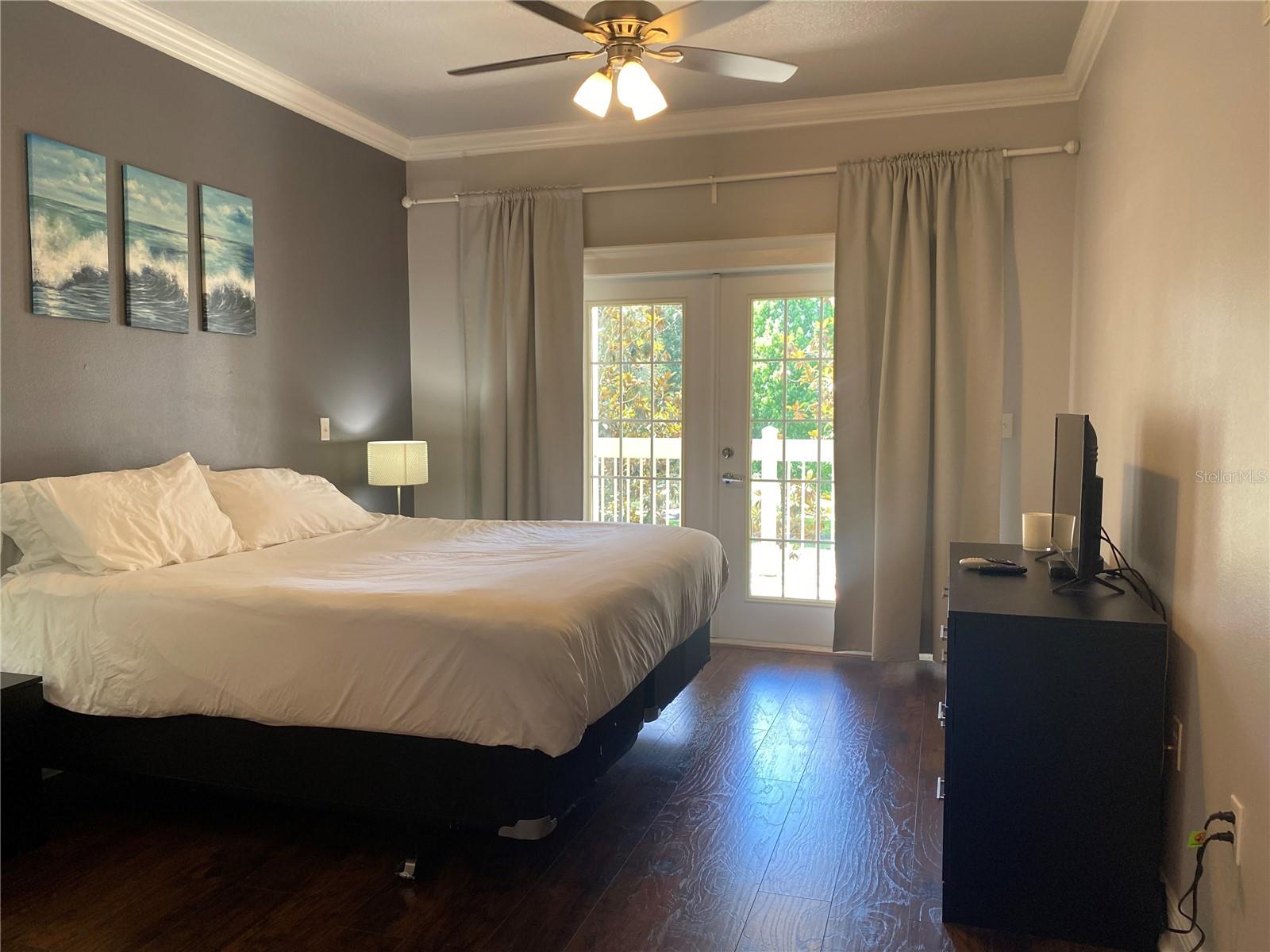 Image 8 of 16 For 1598 Heritage Crossing Court 201