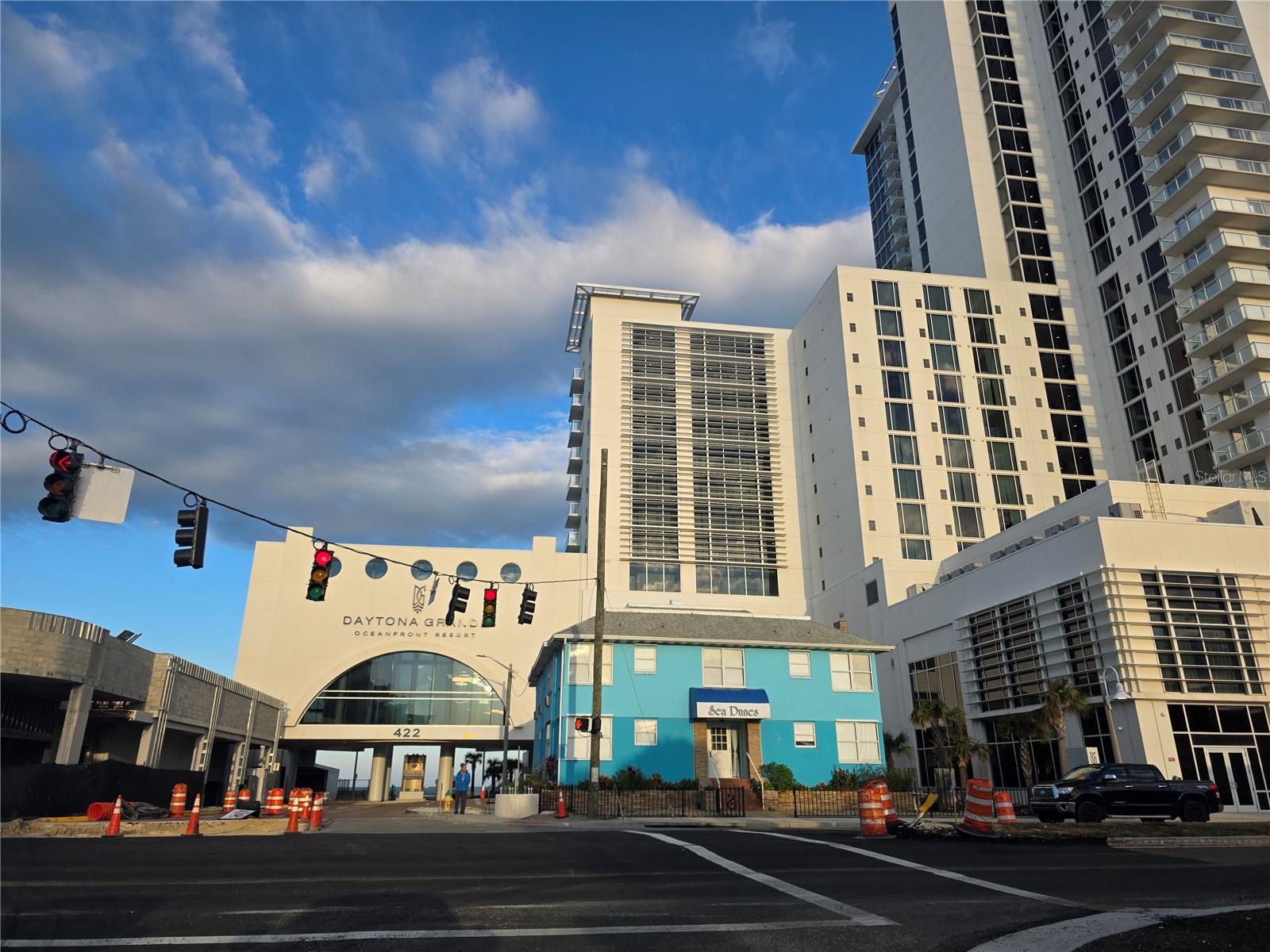 Image 40 of 41 For 400 Oakridge Boulevard 60