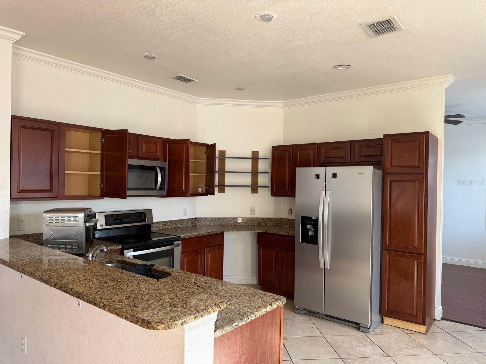 Image 23 of 27 For 3208 Fairfield Drive