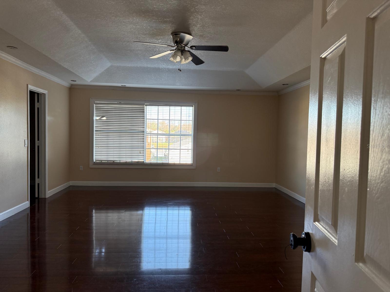 Image 5 of 27 For 3208 Fairfield Drive