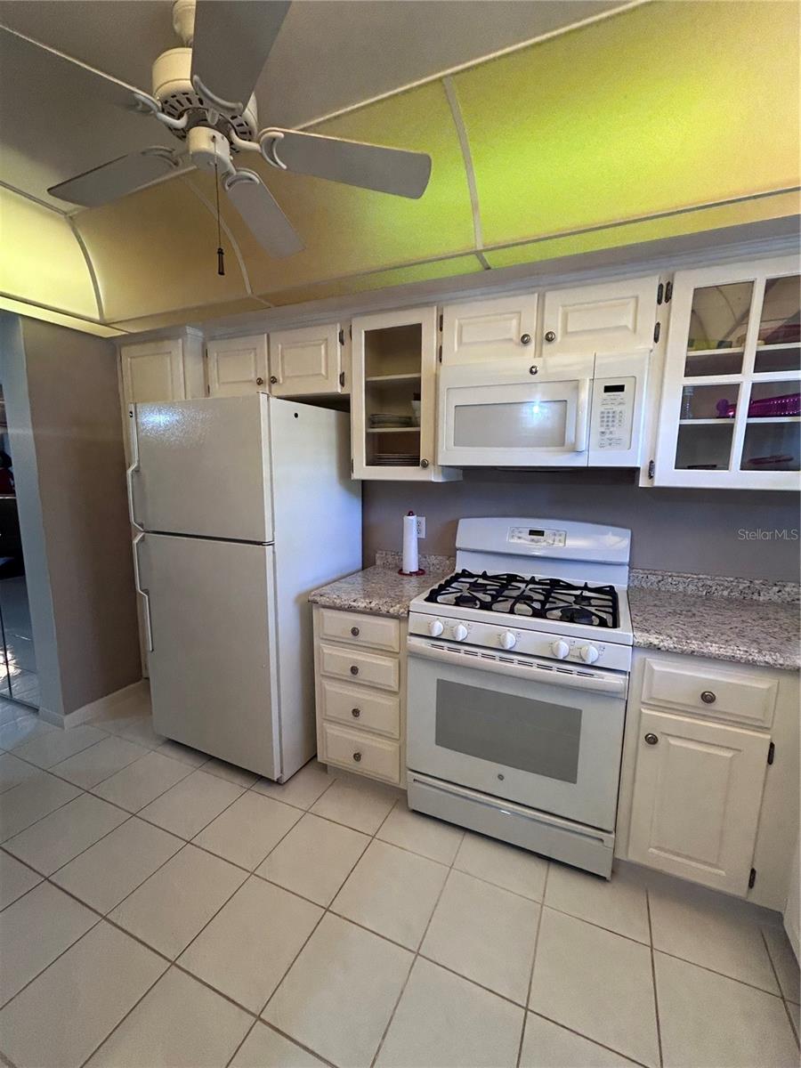 Image 17 of 22 For 150 El Dorado 208