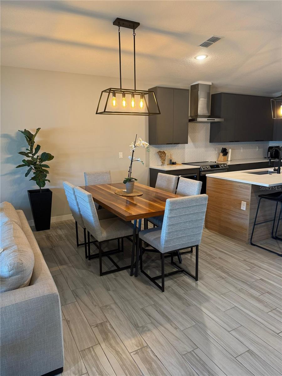 Image 13 of 27 For 2023 White Avenue