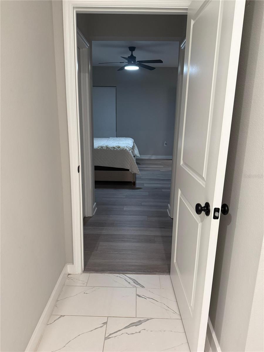 Image 18 of 27 For 2023 White Avenue