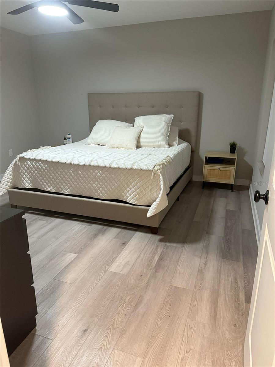 Image 23 of 27 For 2023 White Avenue