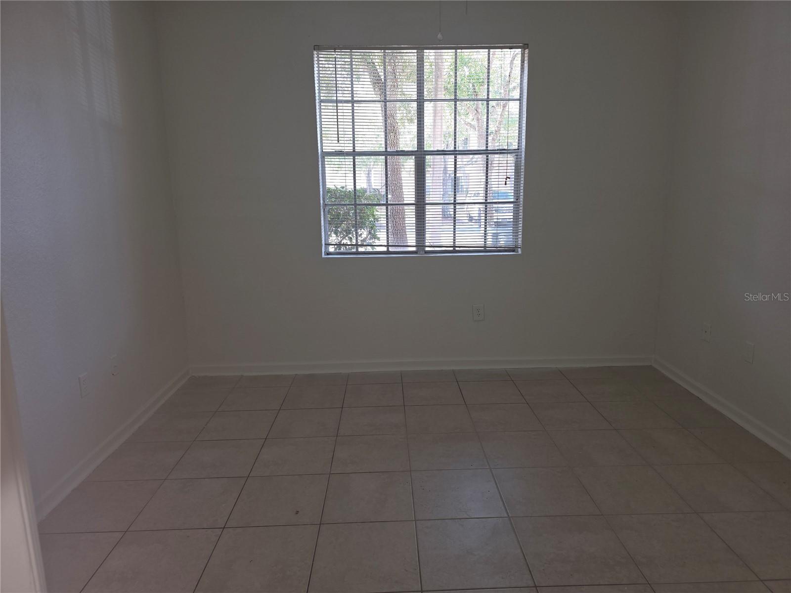 Image 17 of 19 For 17101 Carrington Park Drive 404