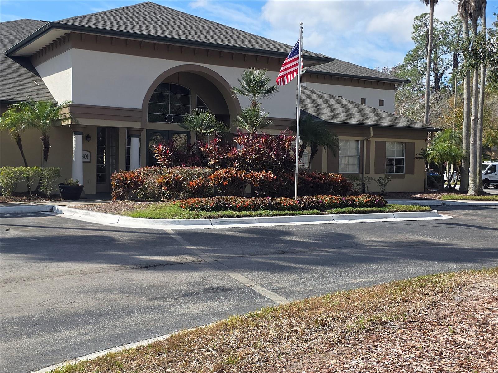 Image 4 of 19 For 17101 Carrington Park Drive 404