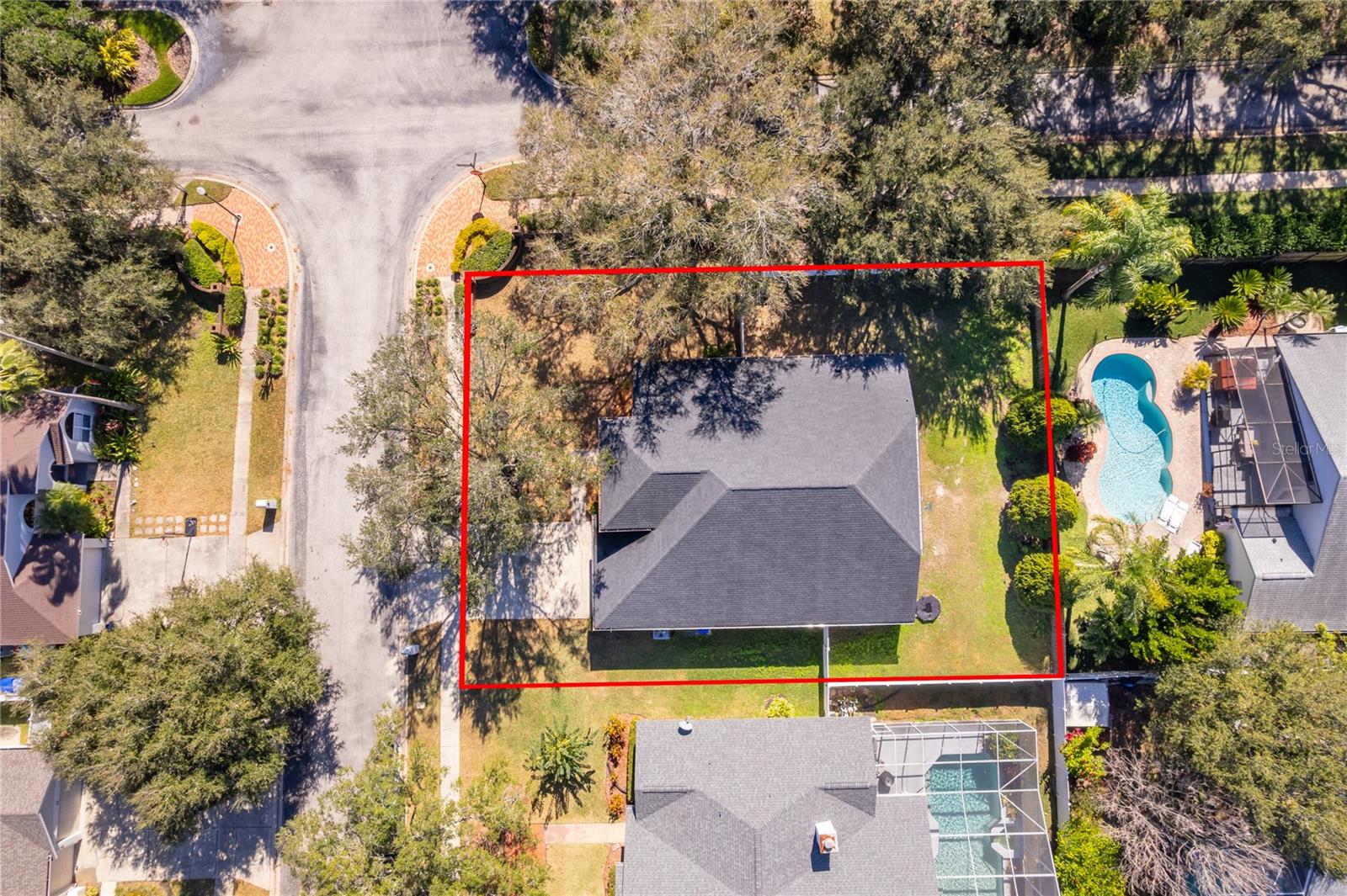 Image 30 of 34 For 814 Windergrove Court