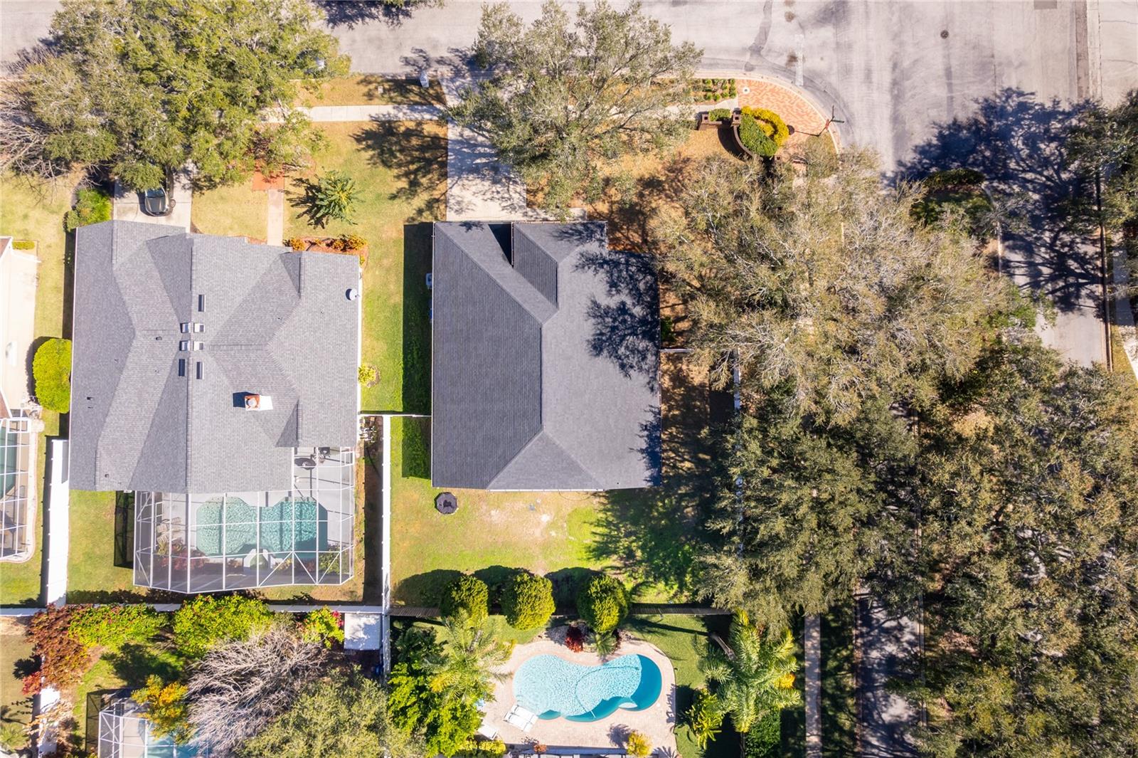 Image 31 of 34 For 814 Windergrove Court